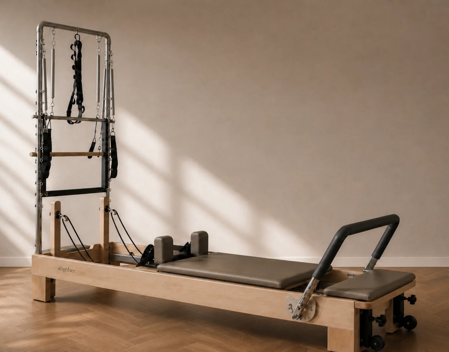 Reformer mit Tower im ALIGNHER Pilates Studio